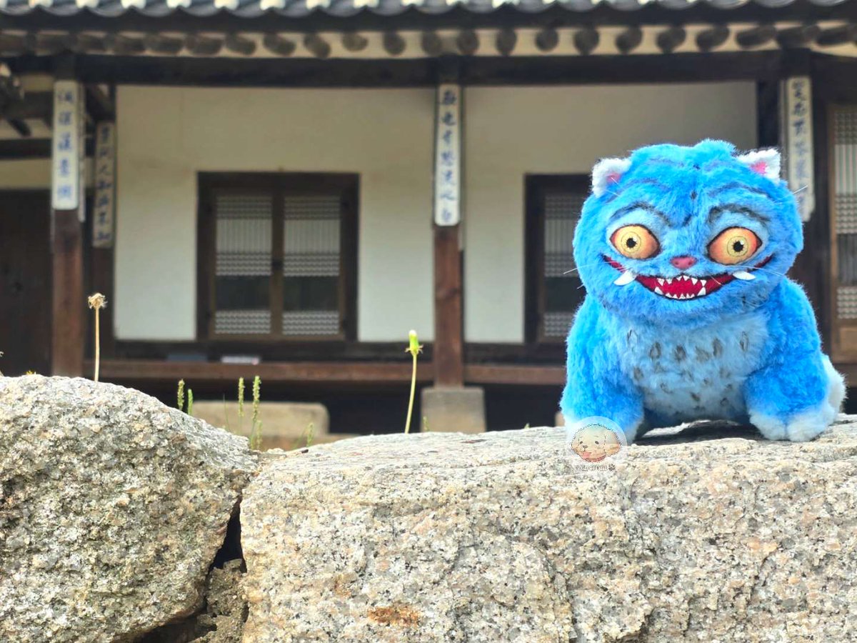 kimgolden_wal's tweet image. 더피와 한옥 🐯🍃

#KPOPDEMONHUNTERS