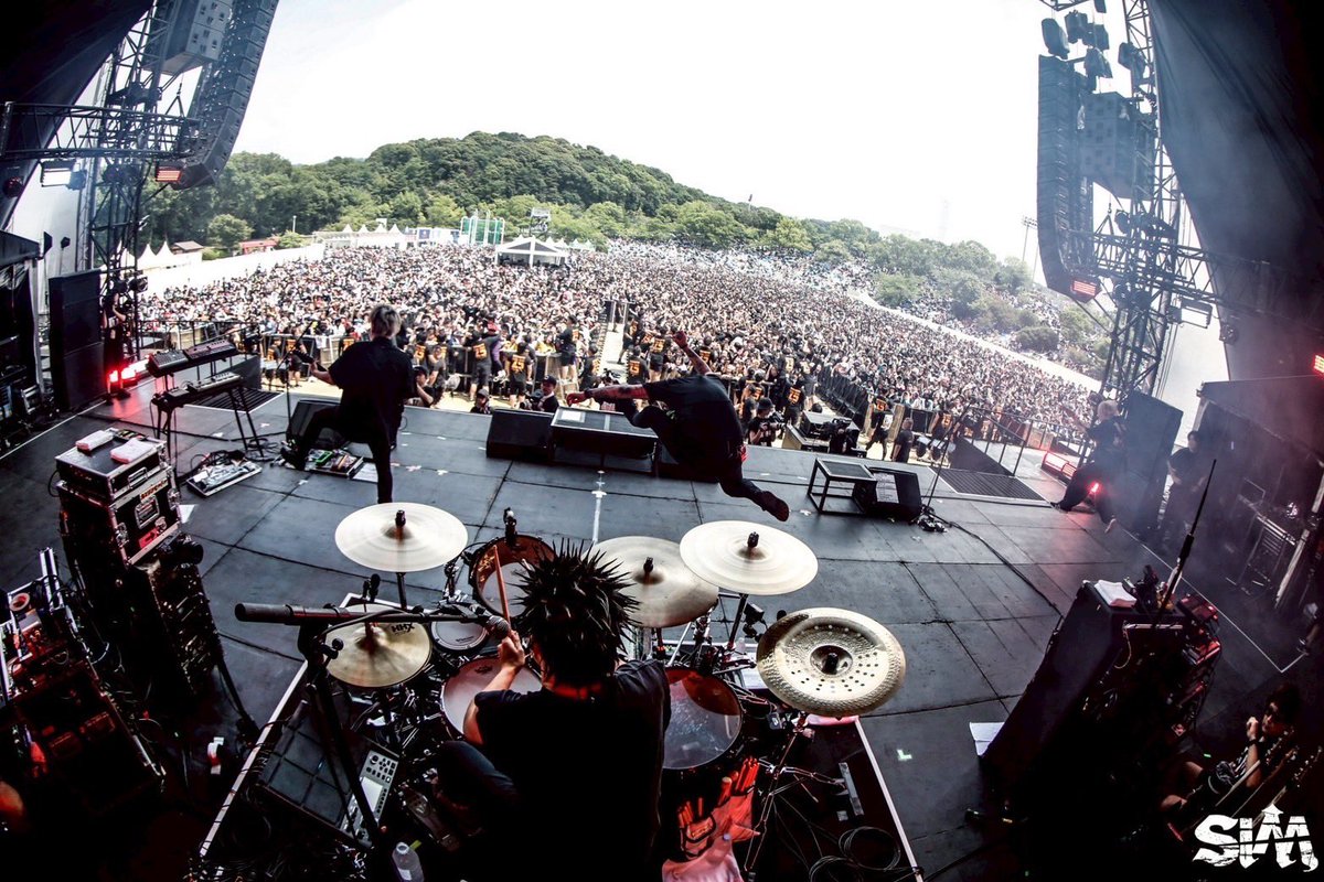 SiM_Official's tweet image. 京都⼤作戦2025〜暑さも⾬もお茶のこ祭祭〜
at 京都府⽴⼭城総合運動公園 太陽が丘特設野外ステージ
ありがとうございました!
Photo by @kouhey0622
#SiM
#京都大作戦2025