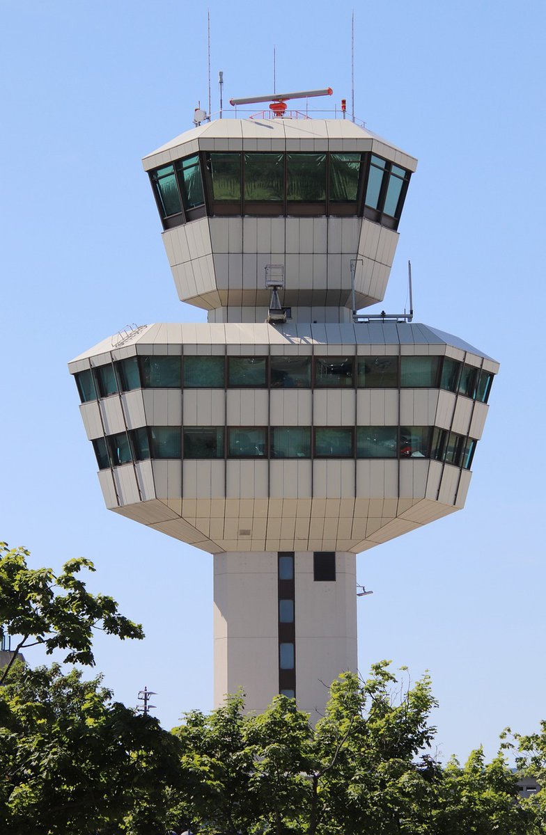 National Air Traffic Control Day ✈️
Science makes flying possible.
People make it safe.