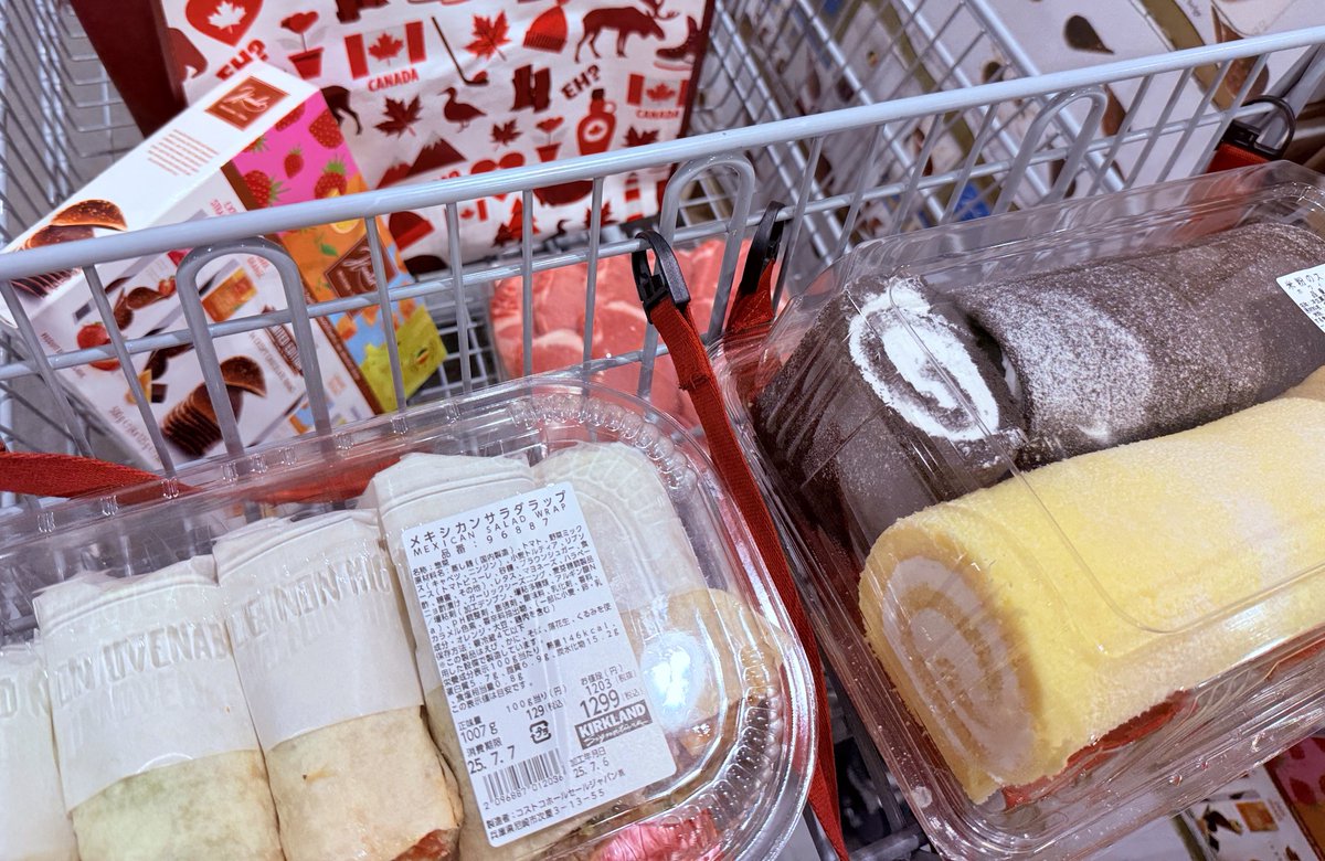 ｺﾄｽｺ🛒
冷凍系は最後に
ﾌｰﾄﾞｺｰﾄめちゃ混み🫠