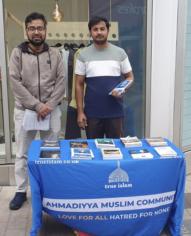 AMYAWolves's tweet image. “We spoke about the Coming of the Promised Messiah”

@UKMuslimYouth @amyaoutreachuk