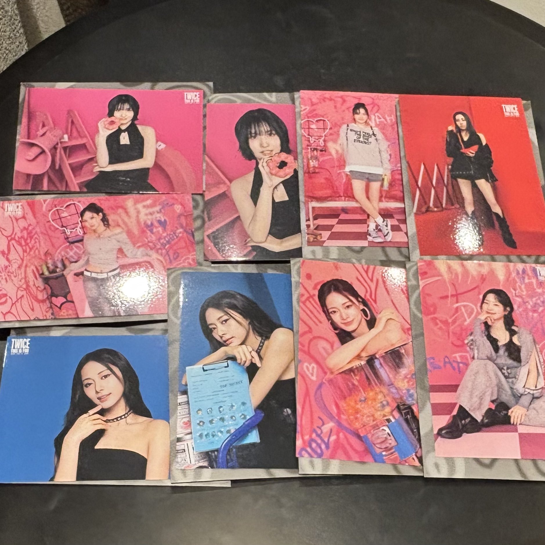 TWICE モモ、サナ、ジヒョ　チェキ Amazon.co.jp: TWICE トゥワイス ナヨン ツウィ、チュウイ モモ