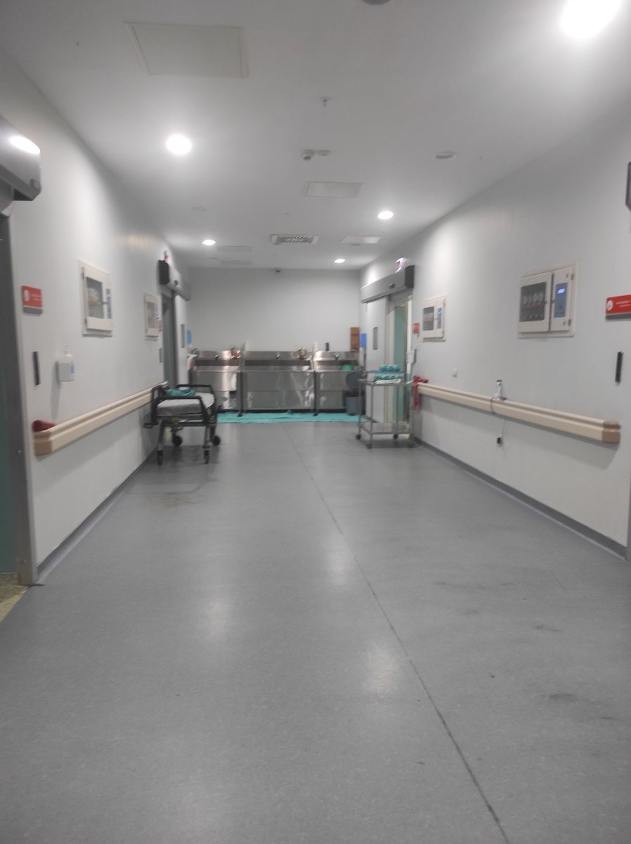 2 gündür hastanedeyim, kardeşim kaza geçirdi, ameliyatı başarılı geçti 🙏🙏🙏