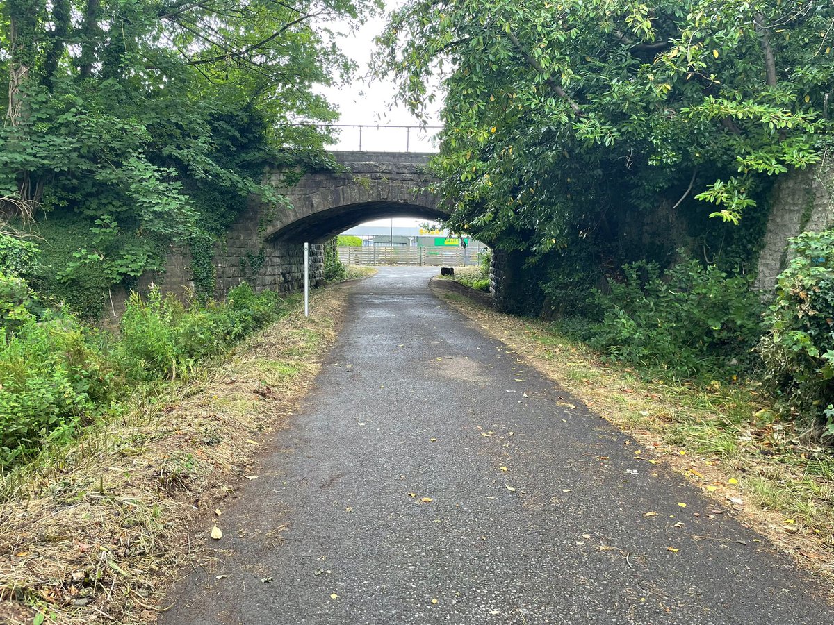 The Strawberry Line (@strawbline) on Twitter photo Before and after shot of summer vegetation management by local volunteers around Cannard’s Grave Bridge to the benefit of Shepton residents <a href="/SheptonNubNews/">Shepton Mallet Nub News</a> Before and after shot of summer vegetation management by local volunteers around Cannard’s Grave Bridge to the benefit of Shepton residents <a href="/SheptonNubNews/">Shepton Mallet Nub News</a>