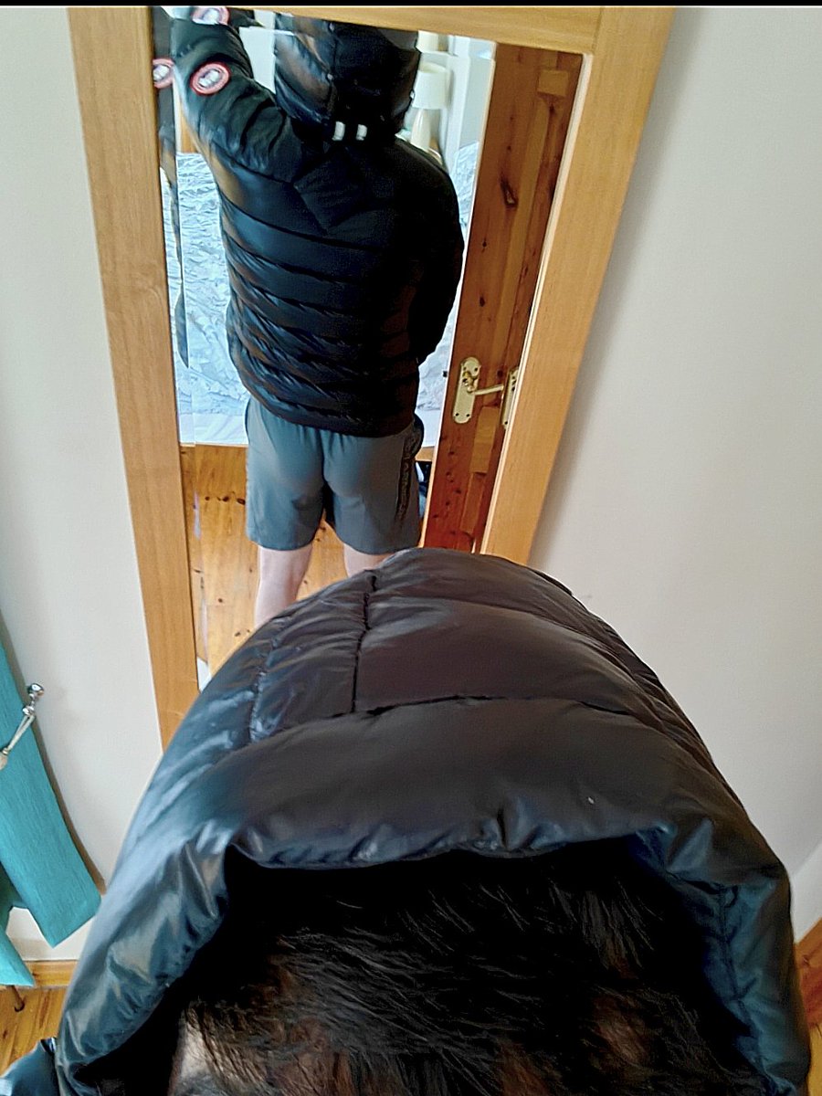 MarkDev724's tweet image. Accidentally made a mess of my shorts. Anyone wanna lick it up for me?