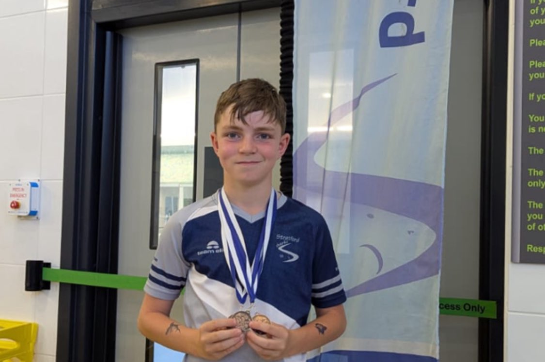 Well done to the following swimmers at Mike Wardle Sprint Night 2025 in the 50m back 11 yrs 

🥇Daniel T
🥈Roman L
🥉Basil C