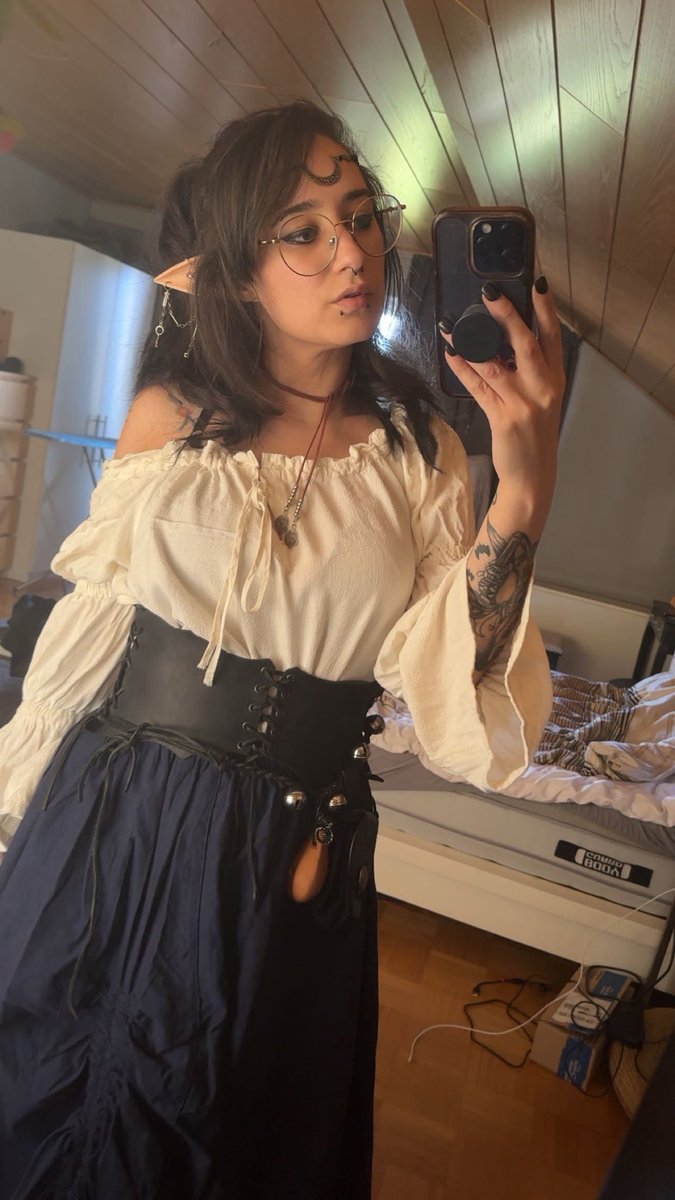 moootwoo's tweet photo. Day one down of the medieval festival. Day two later but damn I felt cute as hell dressed up 🤩 https://t.co/E1sOnQnaCu