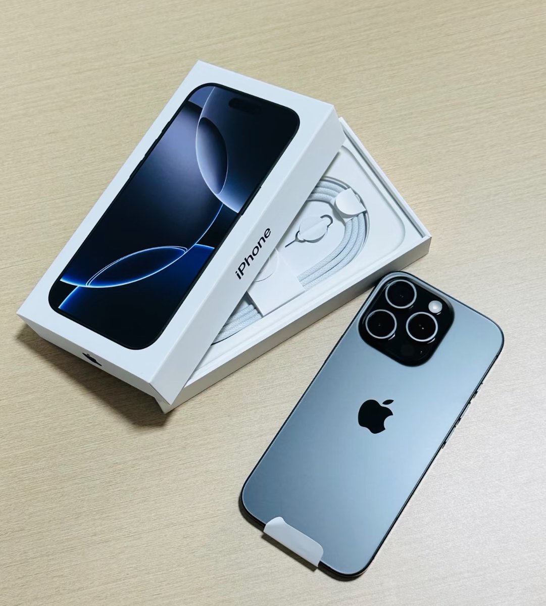 町のApple屋さん (@34sd4f) on Twitter photo ✨24時間限定!!ゲリラ抽選開始!!当選高確率✨
今回挑戦!100リポスト到達で...
即プレゼント決行へ🎁
iPad Pro × 1名様
iPhone 16Pro × 1名様
iPhone 15Pro × 1名様
 応募手順(プロフィール必読!)
1⃣いいね❤リポスト
2⃣NEW!!固定ポストからリポスト🎁🎁🎁
3⃣コメント ✨24時間限定!!ゲリラ抽選開始!!当選高確率✨
今回挑戦!100リポスト到達で...
即プレゼント決行へ🎁
iPad Pro × 1名様
iPhone 16Pro × 1名様
iPhone 15Pro × 1名様
 応募手順(プロフィール必読!)
1⃣いいね❤リポスト
2⃣NEW!!固定ポストからリポスト🎁🎁🎁
3⃣コメント