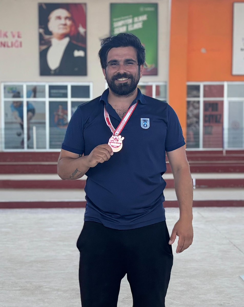 2-6 Temmuz tarihleri arası Mersin’de yapılan Bocce (volo) atış oyunlarında Sporcumuz Faik Dursun Öztürk Altın nokta disiplinin de Türkiye şampiyonu olurken röle disiplininde de üçüncü olmuştur🇹🇷🏆🇹🇷
Tebrik ederiz.
<a href="/mansuryavas06/">Mansur Yavaş</a> 
<a href="/cevdettoptas/">Cevdet TOPTAŞ</a> 
<a href="/atak06mehmet/">Mehmet ATAK</a> 
<a href="/uzunoglunevzat/">Nevzat Uzunoğlu</a>