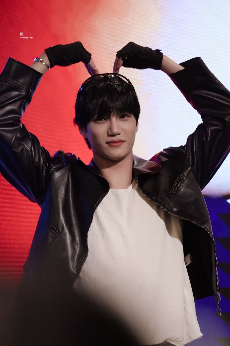 𝐍𝐎 𝐈𝐃𝐄𝐀 tweet media