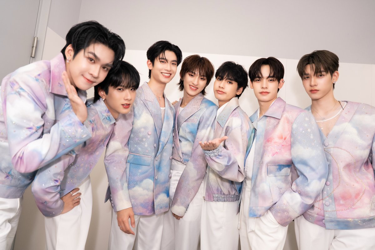 What's on your sky? Your Sky Fanmeet in Japan Round 2 🌥

พบกับ โทมัส ก้อง อู่อู๋ เซฟ แพทจิ ป๋อ และ ตี๋ตี๋ นักแสดงจาก กี่หมื่นฟ้า Your Sky Series 🩵✨️

<a href="/tthomastc/">thomas</a> <a href="/kongjiro_/">Kong.Jiro</a> 
<a href="/Auautnp/">Auau</a> <a href="/savewrg/">savewrg</a> <a href="/chira_patt/">pat(ji)</a> 
<a href="/porsuppakarn/">porsuppakarn</a> <a href="/twnpich/">2Tee</a>
#YourSkyFanmeetinJapanR2