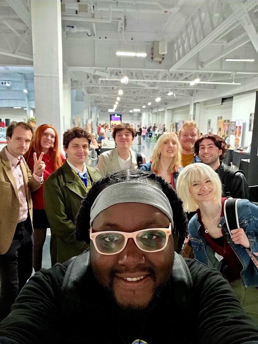 SciFiCosplay99's tweet image. I think it’s fair to say that #lfcc was MANIC yesterday, but I’m glad I went to see my friends, debut my 8th Doctor cosplay, and buy some goodies.