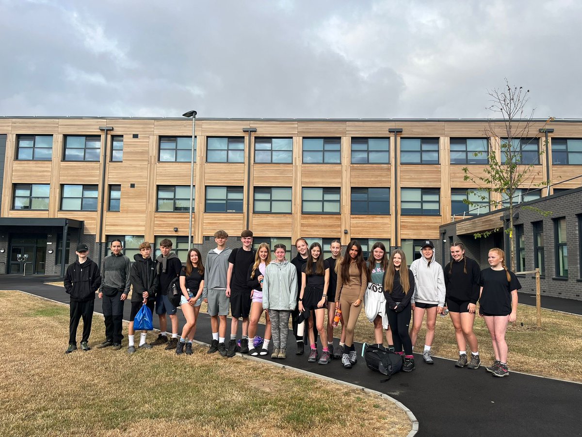 🏕️ DofE Update 🏕️

Our Silver DofE students have all set off walking from camp, and are on track for a successful morning on their first day of their practice expedition 🙌🏼