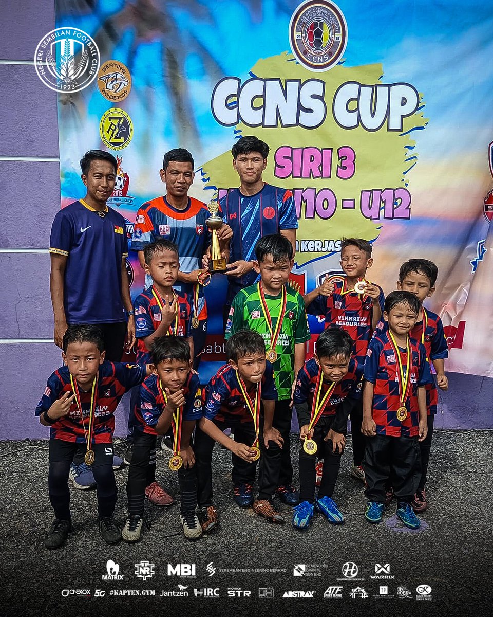 nsfc1923devt's tweet image. Pemain Liga Super @nsfc1923, Zahril Azri dan Airiel Zafran sempat meluangkan masa menghadiri Kejohanan Bolasepak CCNS Siri 3 yang berlangsung di Padang Merdeka, Port Dickson. 

#NSFC
#HobinJangHobin
#NSFCdevt