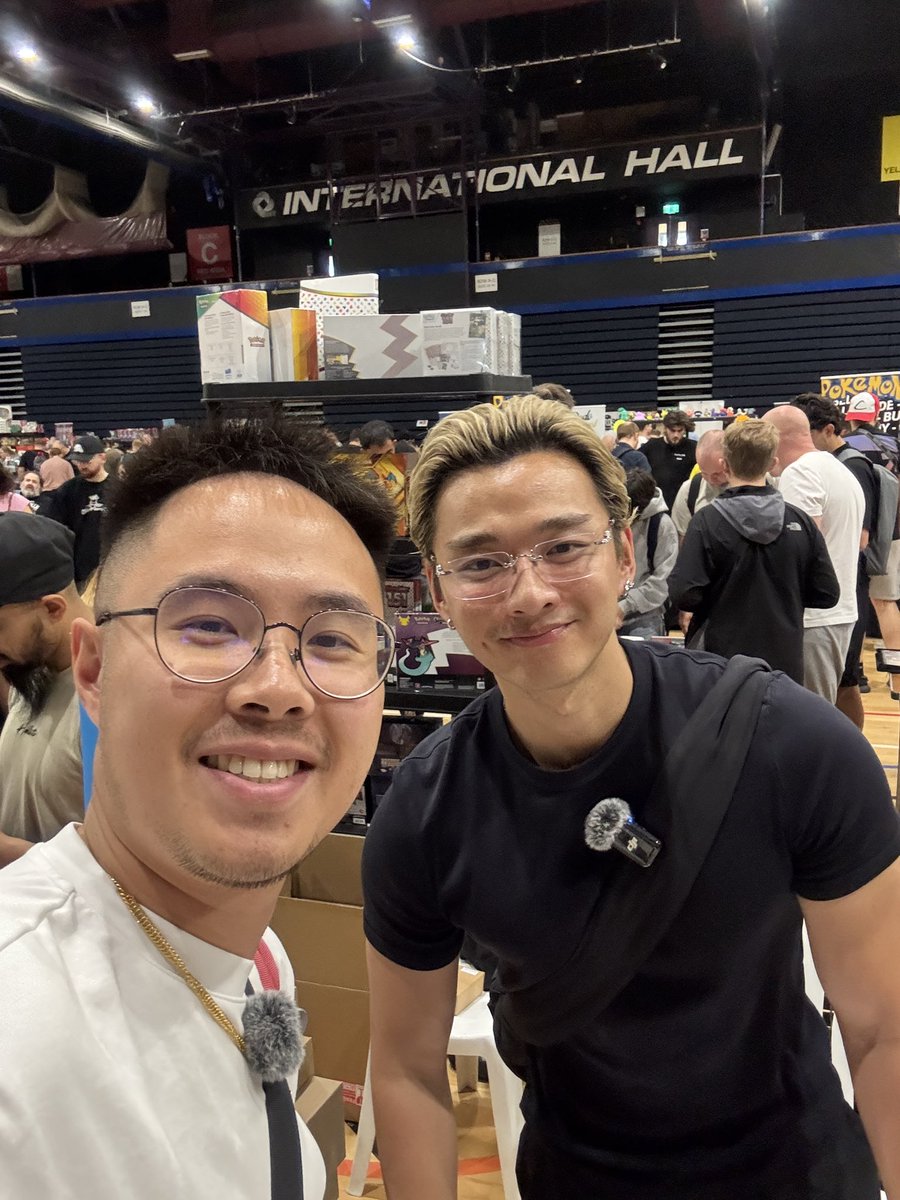 Spotted a wild <a href="/Alliance_Yuki/">江铭亮 Yuki Oscar</a> at Essex card show!