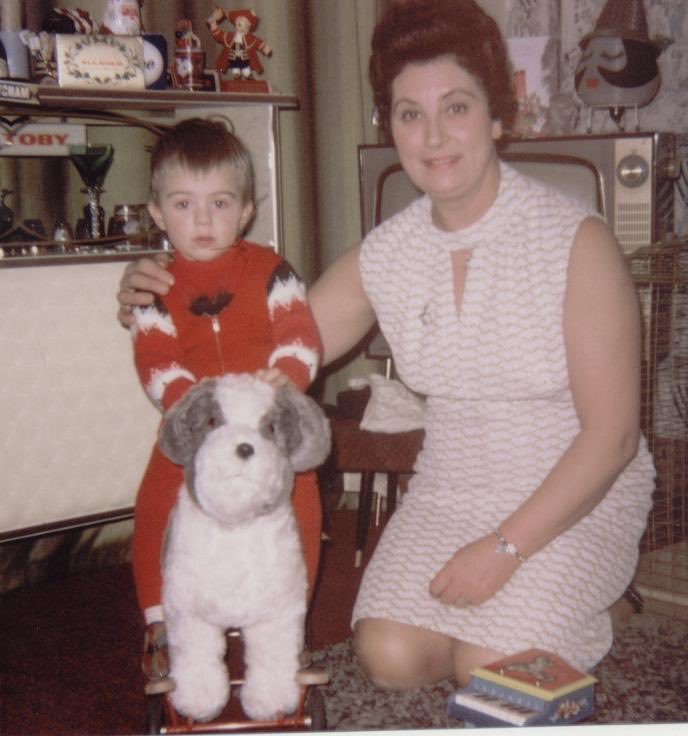 DaranLittle's tweet image. My nan, who brought me up, would have been 105 today. We never celebrated her birthday cos grandad died on it when she was 29. She’s been dead for over 40 years but lives forever in my heart
