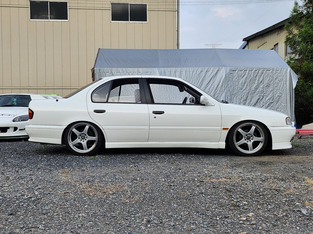 とりあえず街乗り仕様になりました。

+81motorsports

いい感じ！