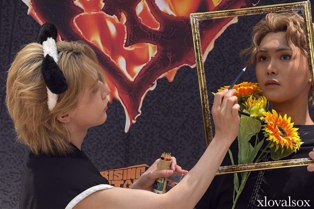 xlovalsox's tweet image. art and artist 

#WUMUTI #우무티 #HYUN #현 #XLOV #엑스러브 250706 대면 팬싸 

do not repost without credit