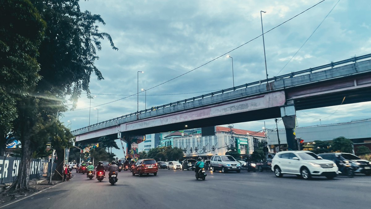 cuacanya themilo banget