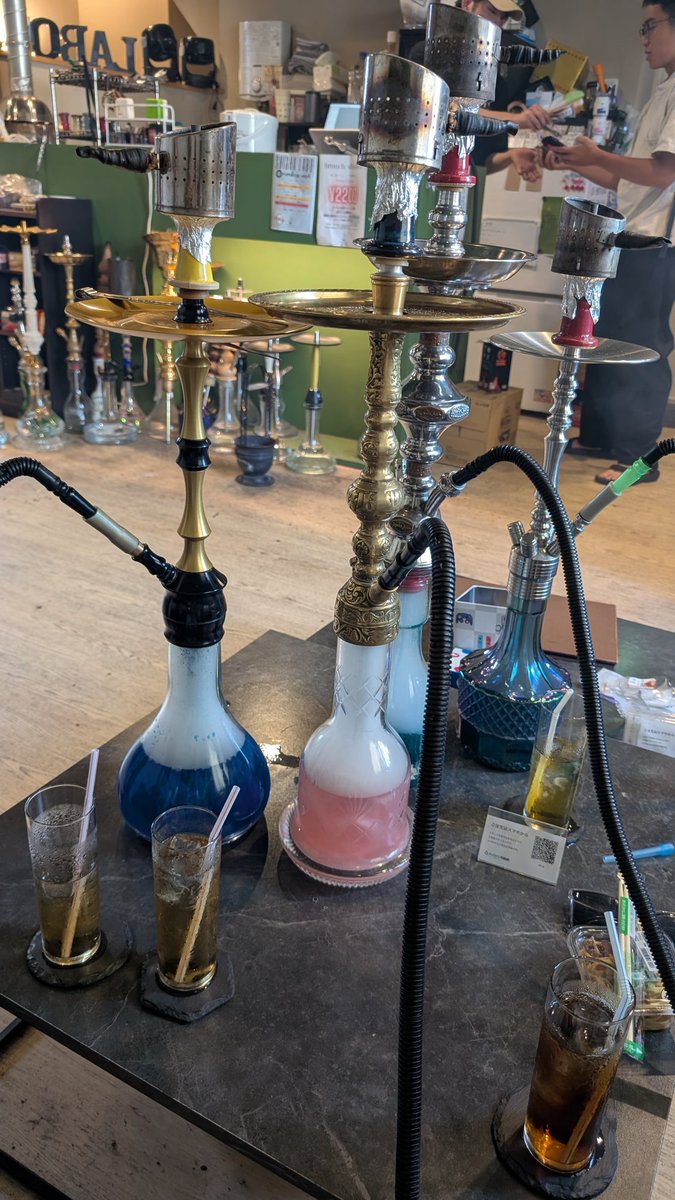 2年ぶりシーシャに行ってきました。
久しぶりすぎて不安だったけど美味しかった😃　友達と楽しい時間を過ごしたり、リラックスできて心が軽くなりました😃
#シーシャラボ