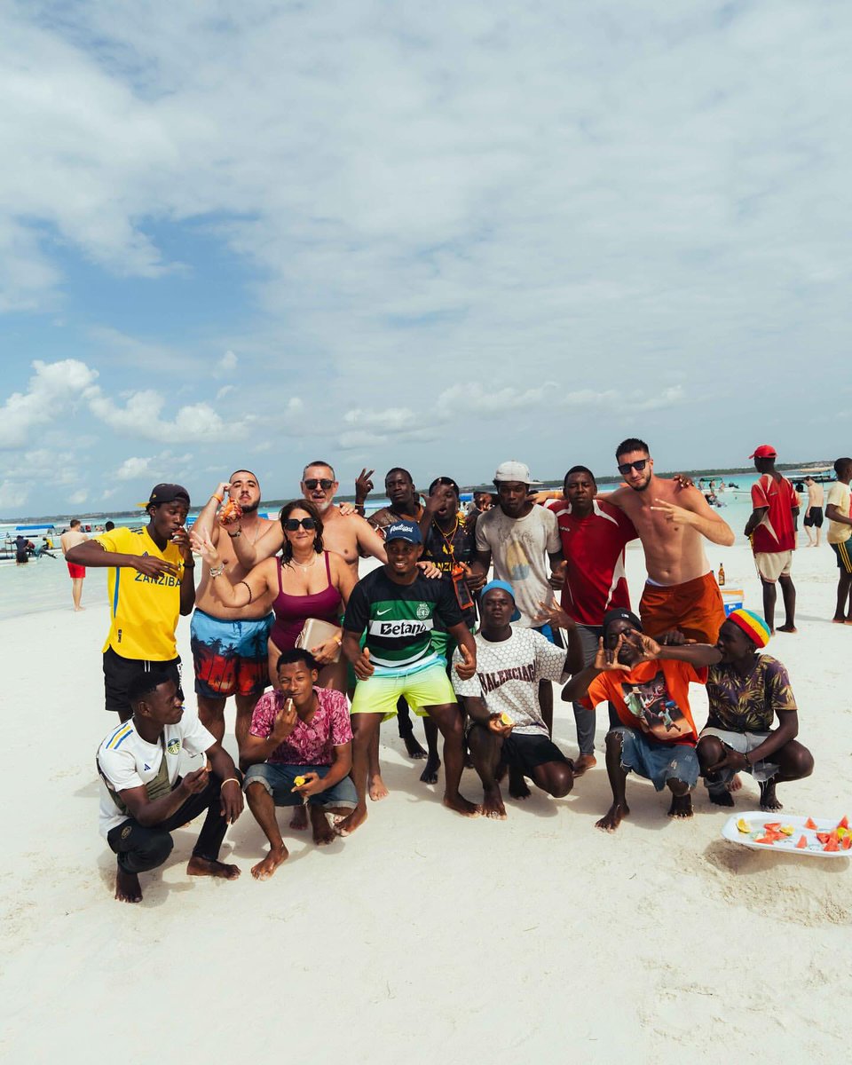 Safari Gateway Ltd (@safarigateway_) on Twitter photo Highlights of <a href="/Goncaloinacio25/">Gonรงalo Inรกcio ๐ต๐น</a> vacation in the beautiful islands of Zanzibar, Tanzania ๐น๐ฟ
Welcome again, and let the world know about the magic and charm of Tanzania.
Hakuna Matata. #VisitTanzania Highlights of <a href="/Goncaloinacio25/">Gonรงalo Inรกcio ๐ต๐น</a> vacation in the beautiful islands of Zanzibar, Tanzania ๐น๐ฟ
Welcome again, and let the world know about the magic and charm of Tanzania.
Hakuna Matata. #VisitTanzania