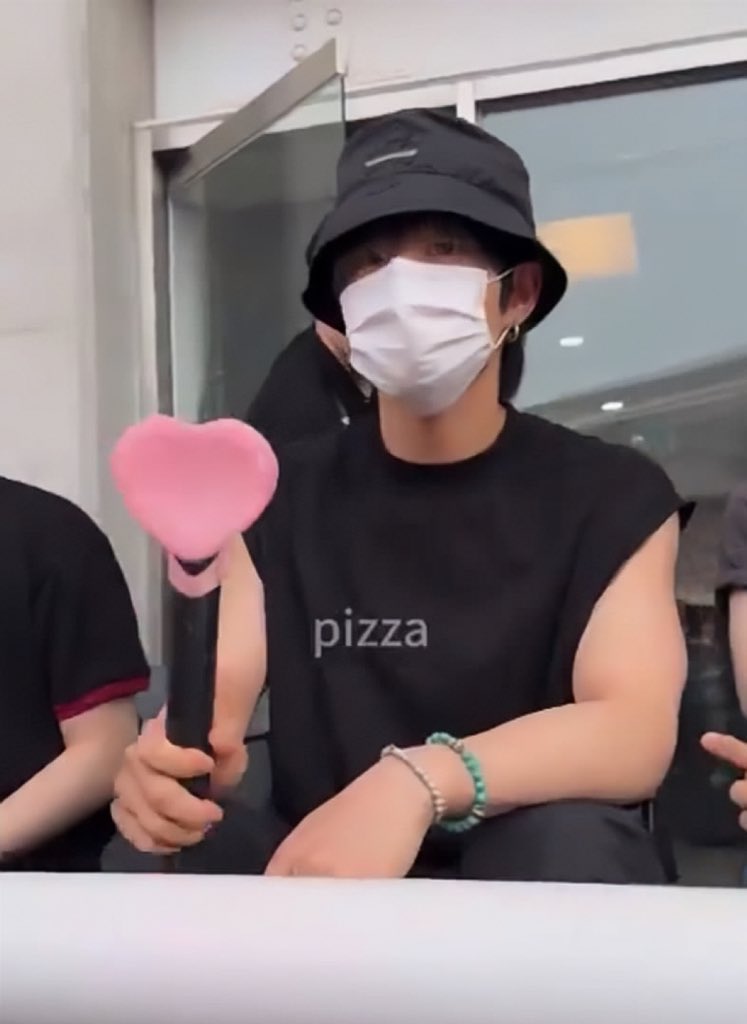 suchaญ♡ tweet media