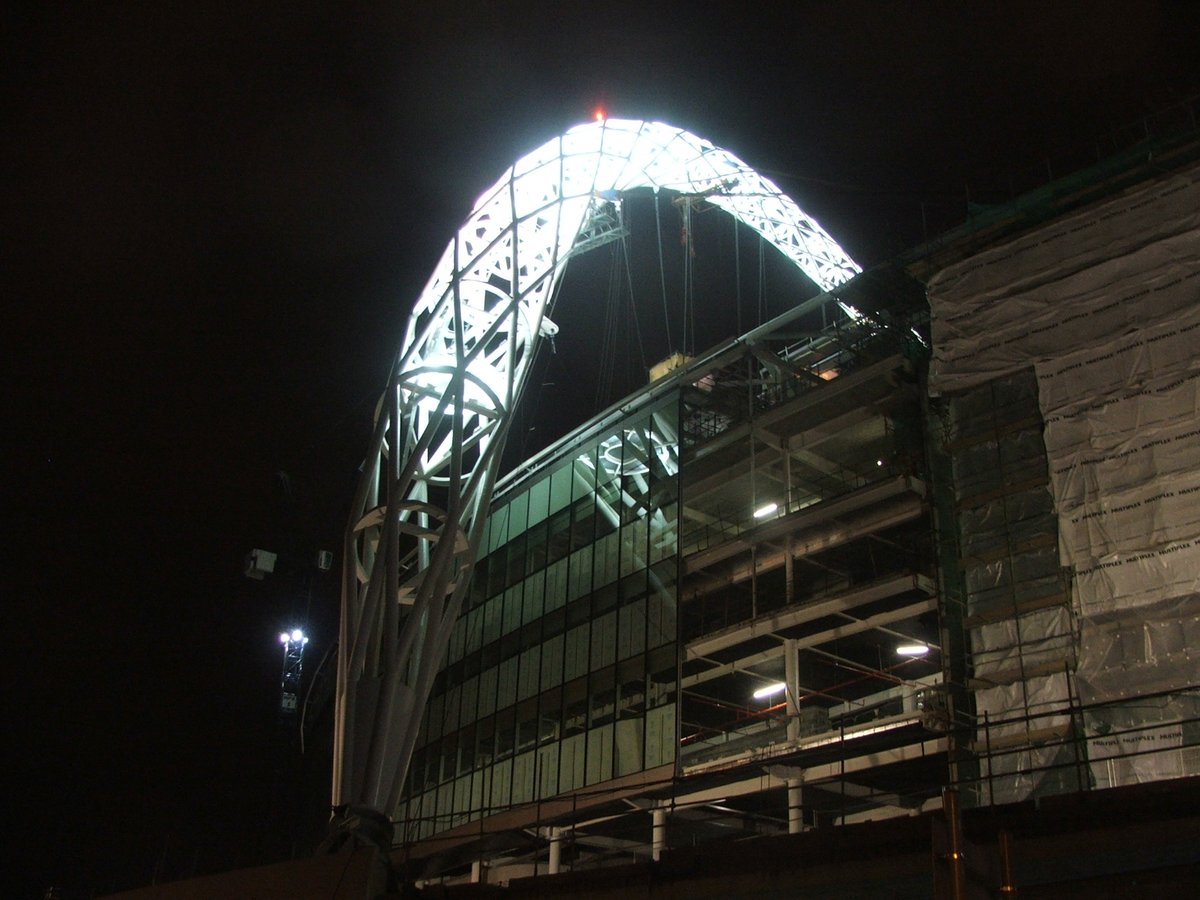Philip Barker (@pbarkersport) on Twitter photo The arch <a href="/wembleystadium/">Wembley Stadium</a> was lit up 20 years ago to celebrate the announcement that London would host the 2012 <a href="/Olympics/">The Olympic Games</a> The arch <a href="/wembleystadium/">Wembley Stadium</a> was lit up 20 years ago to celebrate the announcement that London would host the 2012 <a href="/Olympics/">The Olympic Games</a>