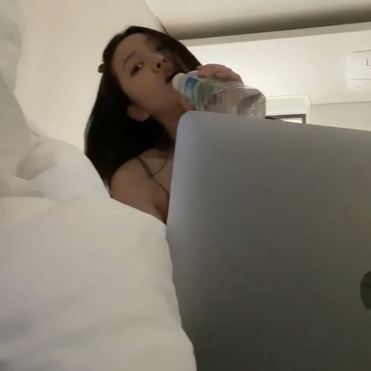 evie .ᐟ tweet media