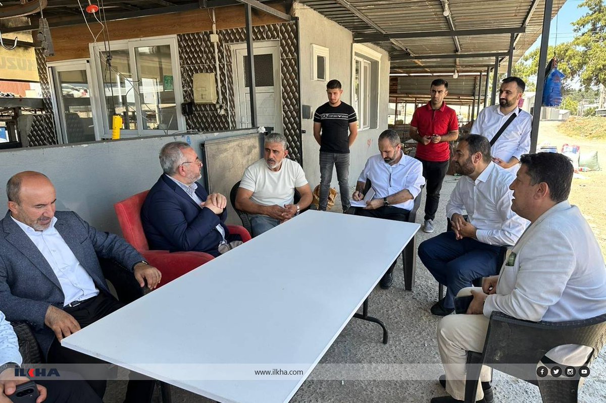 Genel Başkan Yardımcımız Abdullah Aslan, beraberindeki heyetle İzmir'in Gaziemir İlçesinde çıkan yangından etkilenen esnafı ziyaret etti.

Muhtarlardan yangın ile ilgili bilgi alan Aslan, orman yangınlarının tekrar yaşanmaması için tedbilerin artırılması gerektiğini belirtti.