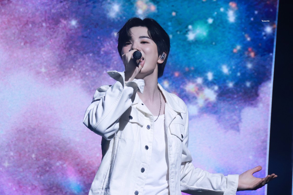 youerie_room_'s tweet photo. 240907 다시, 시작 팬미팅
♡ ₊˚ ⋆.˚
#팬미팅 #fanmeeting #생일파티 #다시시작 #15주년 #이성종 #성종 #인피니트 #LEESUNGJONG #SUNGJONG #INFINITE #IFNT #ソンジョン #李成鍾 https://t.co/vu5DFZCTs8