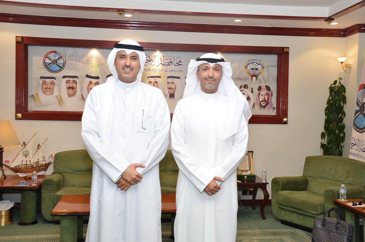 معالي محافظ الأحمدي الشيخ حمود جابر الأحمد الصباح يستقبل الدكتور مبارك الهاجري