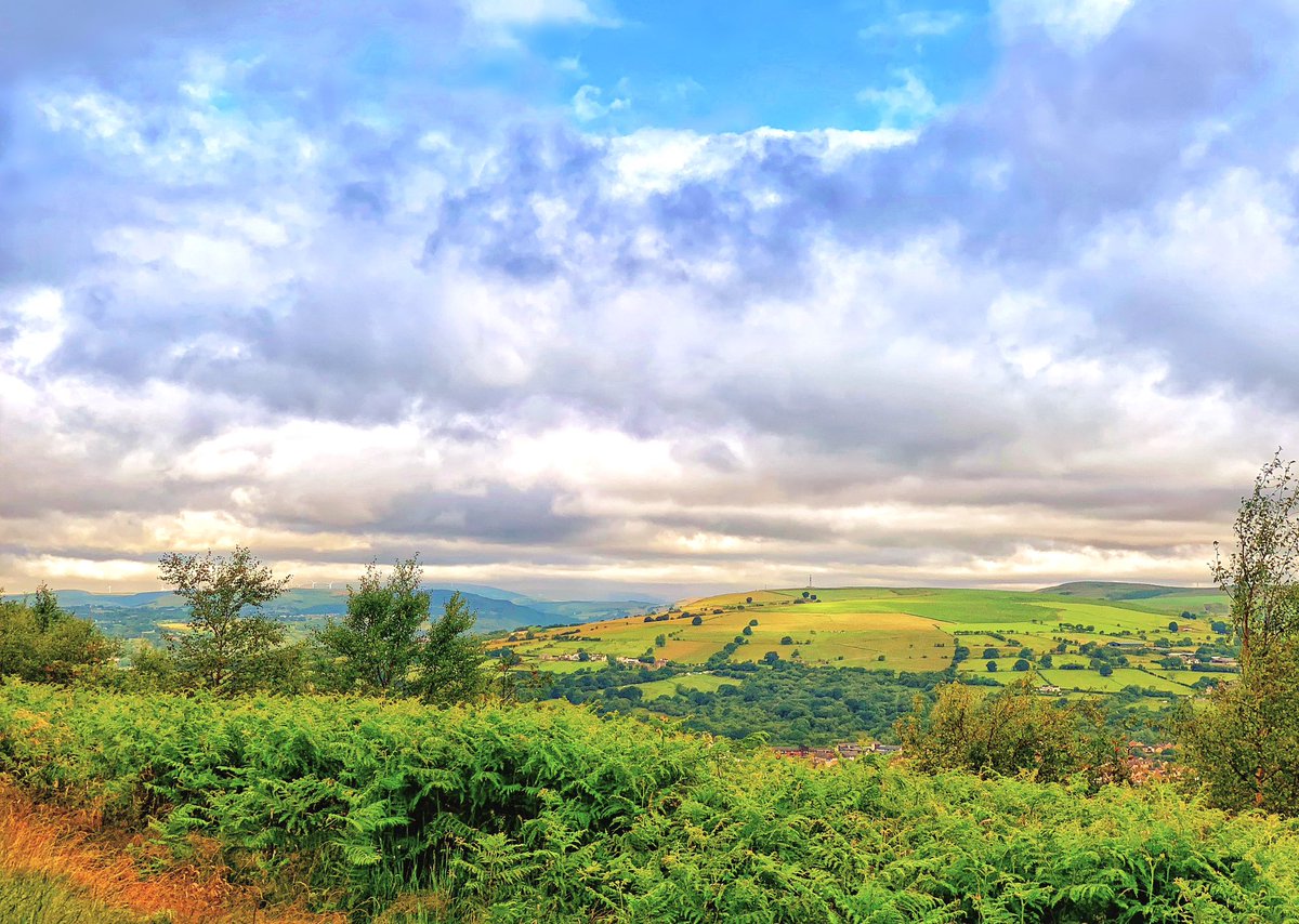 Sheena Parry-Davies (@davies_parry) on Twitter photo #HappyWeekend! 🌞
#Caerphilly <a href="/StormHour/">#StormHour</a> <a href="/ThePhotoHour/">#ThePhotoHour</a> <a href="/ITVWales/">ITV Wales News</a> <a href="/Ruth_ITV/">Ruth_TV</a> <a href="/itvweather/">ITV Weather</a> <a href="/S4Ctywydd/">S4C Tywydd</a> <a href="/metoffice/">Met Office</a> #loveukweather <a href="/ItsYourWales/">It's Your Wales</a> #Weekenders #SundayMorning #HappyWeekend! 🌞
#Caerphilly <a href="/StormHour/">#StormHour</a> <a href="/ThePhotoHour/">#ThePhotoHour</a> <a href="/ITVWales/">ITV Wales News</a> <a href="/Ruth_ITV/">Ruth_TV</a> <a href="/itvweather/">ITV Weather</a> <a href="/S4Ctywydd/">S4C Tywydd</a> <a href="/metoffice/">Met Office</a> #loveukweather <a href="/ItsYourWales/">It's Your Wales</a> #Weekenders #SundayMorning