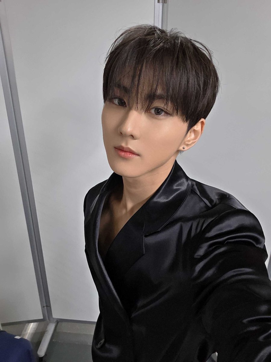 [ #정원’s Post ] 250706

#JUNGWON: Please take care of us in the future as well ENGENEs
I was really happy today too hehe

<a href="/ENHYPEN_members/">ENHYPEN</a> <a href="/ENHYPEN/">ENHYPEN OFFICIAL</a> #ENHYPEN #엔하이픈