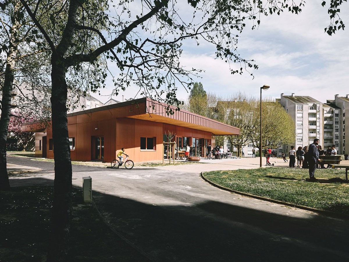 Archello's tweet image. A new identity rises in a Parisian housing complex: OVERCODE reimagines the storm-destroyed Jean Villar Community Center as a vibrant, inclusive pavilion.
buff.ly/YkQ1Sks
#CommunityArchitecture #ParticipatoryDesign #MaterialExpression