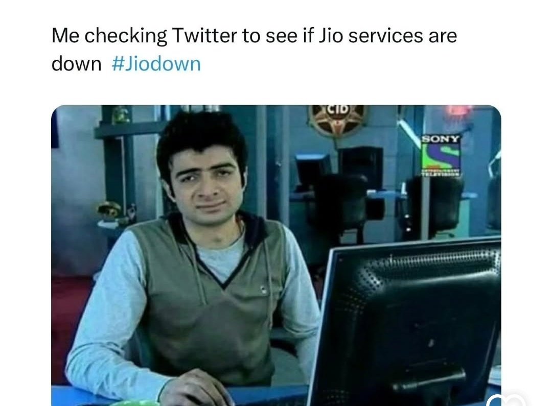 Jio server down 👎🏻 

<a href="/JioCare/">JioCare</a>  <a href="/_MukeshAmbani/">Mukesh Ambani</a>

#Jiodown