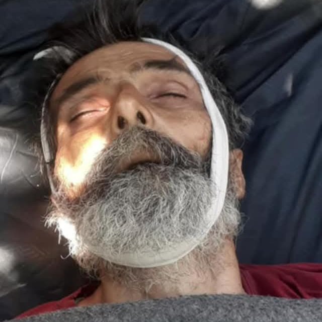 __VOT___'s tweet photo. 🚨Al-Nusra terrorists, consisting of 16 vehicles, raided the #Alawite village al-Fay looking for Ammar Ajeeb.
When he wasn't there, they arrested his father, Faisal, and witnesses Jibran Issa and Ramadan al-Fay, with two others. They then shot Abu Muhammad, who bled to death. https://t.co/WD4pjatMgZ