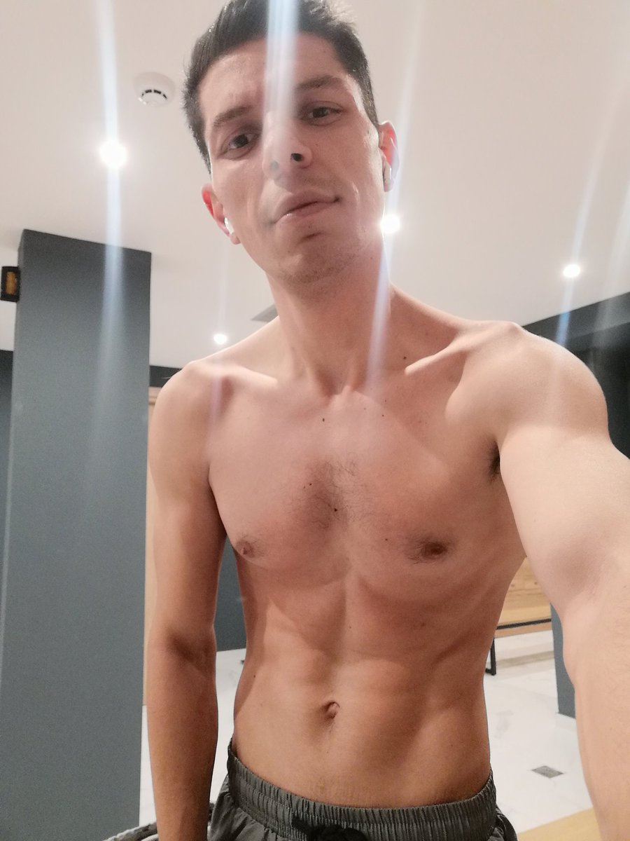coneyboy02's tweet photo. Sunday funday workout 💪 https://t.co/4C63LcZz18