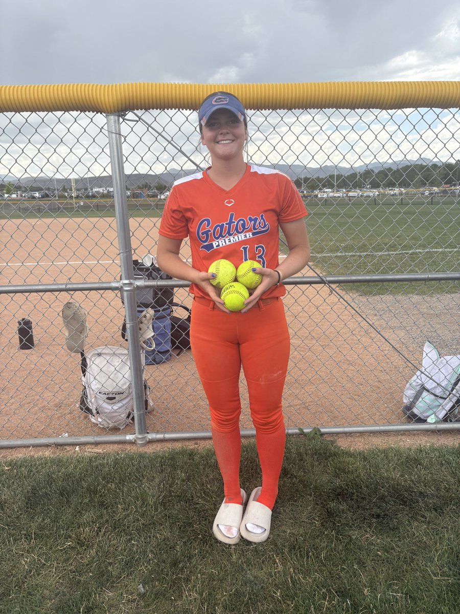 camrynwolfe2028's tweet image. Our time at the @COSparkFire came to an end yesterday in bracket play.  Proud of the way we fought in every game yesterday and never gave up!  I hit 3 💣 in our bracket games yesterday.  Can’t wait for next weekend with the girls at the Stingray!
@GatorsKetelhut @Indianagators20…