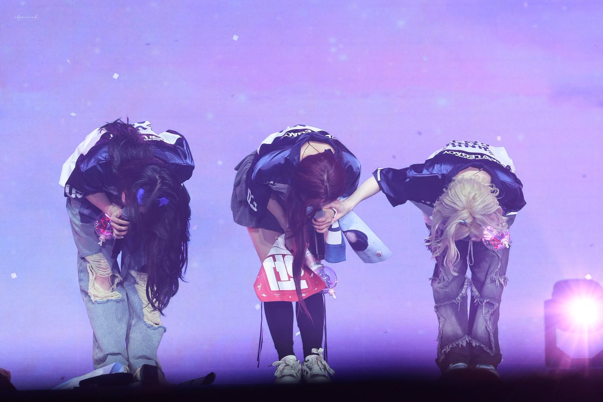 cherisinb tweet media