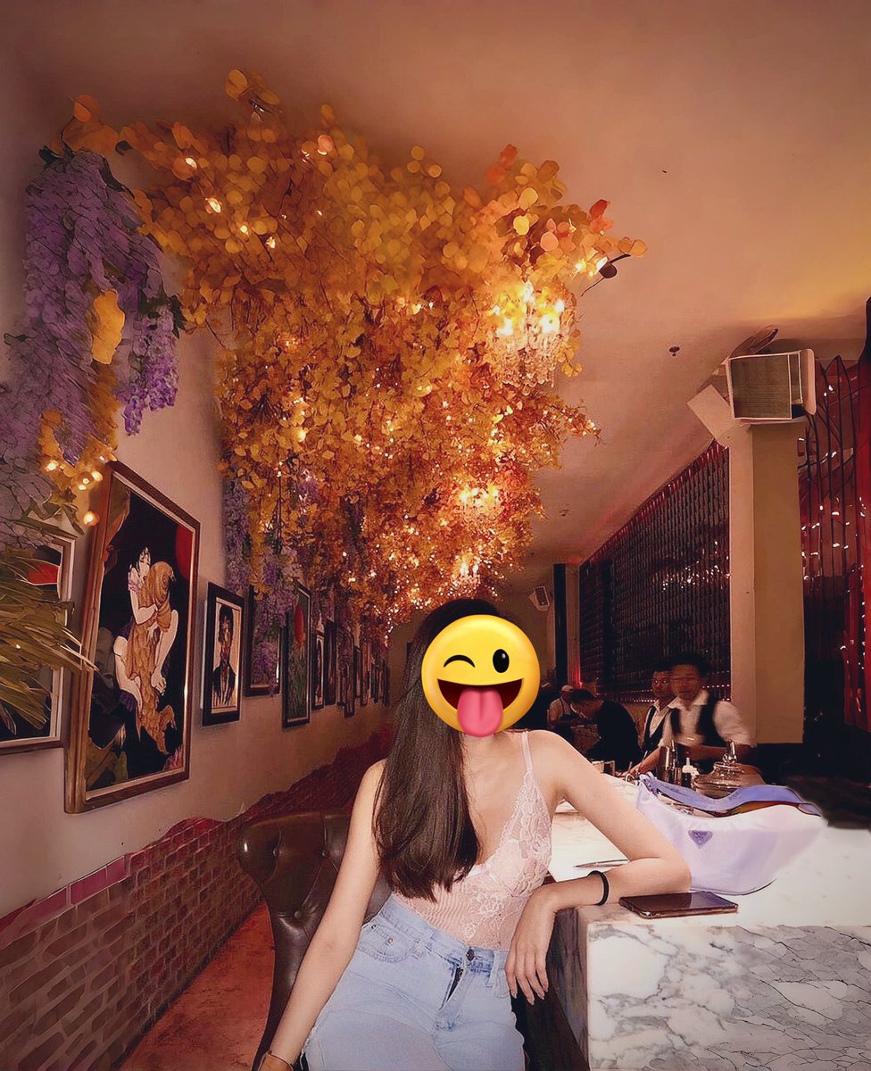 นัดไม่เป็นนัด ไม่น่ารักเลย🥹  
#สามีถ่ายยังไงก็สวย
#สามีหุ่นหมี