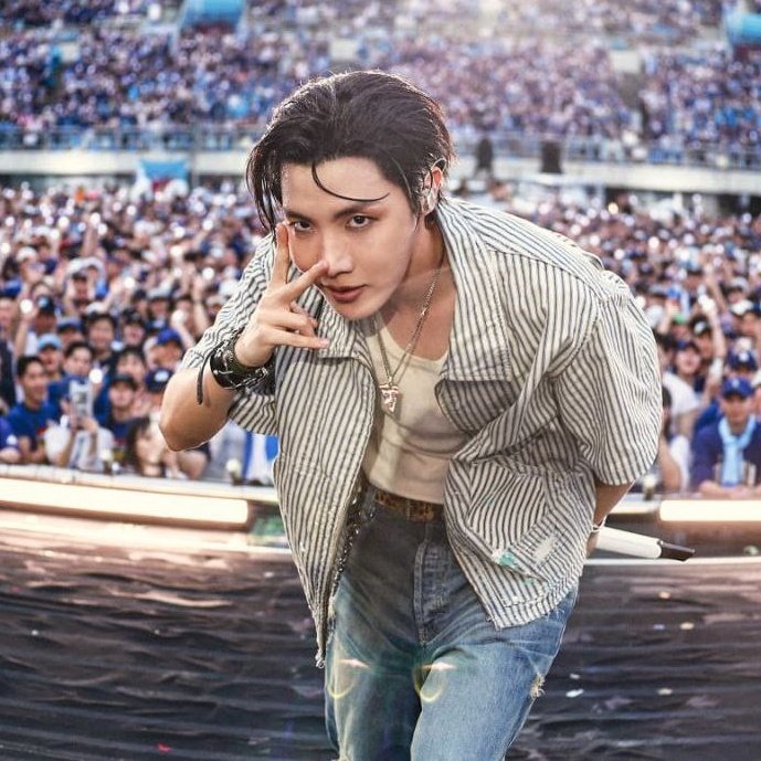 HOBIPALOOZA IS COMING 
HOBIPALOOZA BERLIN IN 7 DAYS #HobipaloozaBerlinLoading_D7 
#HOBIPALOOZA2025 #JHOPE