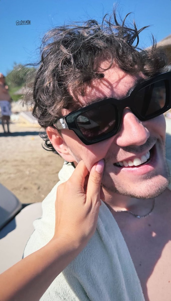 Ebru Şahin instagramdan yeni bir hikaye paylaştı. 💫