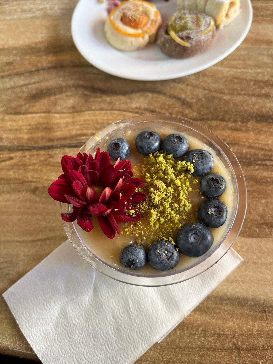 komsu asure getirmis her fav bi afiyet olsun