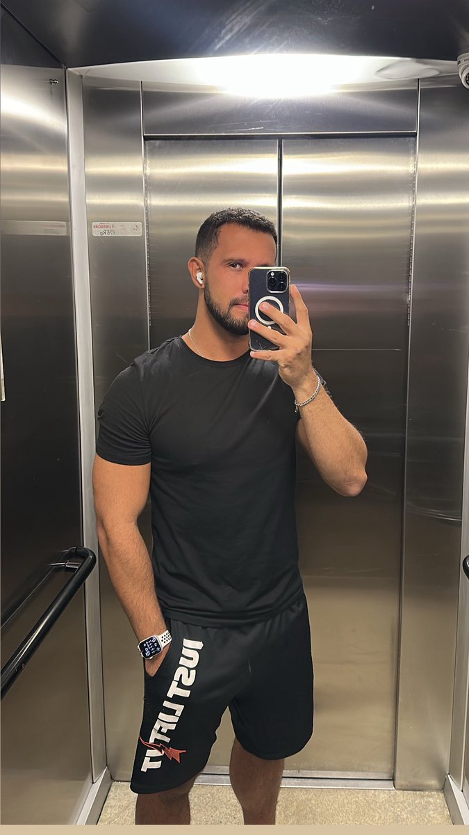 Joao Papst (@joogodoy) on Twitter photo 