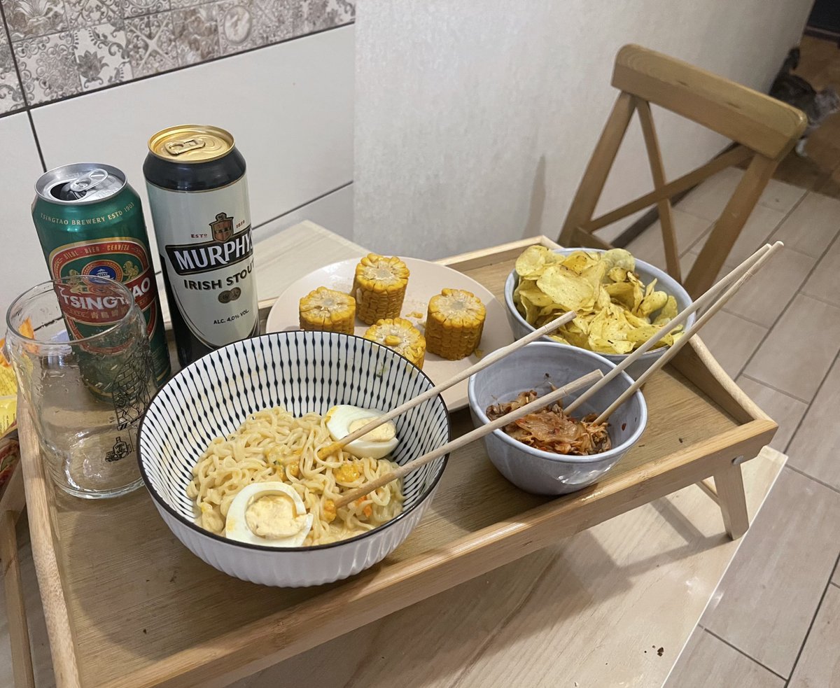 Скуфы, ужин