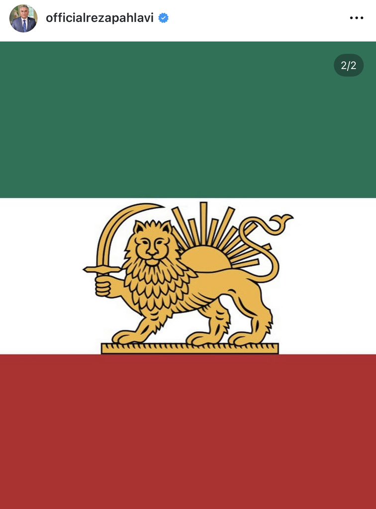 felicitaaa3's tweet photo. @saranaz990355 تنها #پرچم_شیر_و_خورشید معتبر ، پرچمیست که #شاهزاده_رضا_پهلوی تایید فرموده اند ، بسیار مراقب باشید با #پرچم های جعلی جمهوری اسلامی شما را به بیراهه نبرد و پوست اندازی نکند . https://t.co/kOQW6NrLMQ
