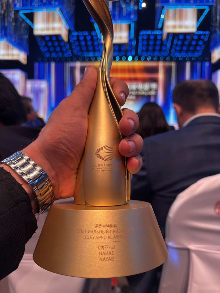 Won the Best Movie jury Award at SCO
#Scochina 
#Nayab
#Yumnazaidi #Usamakhan