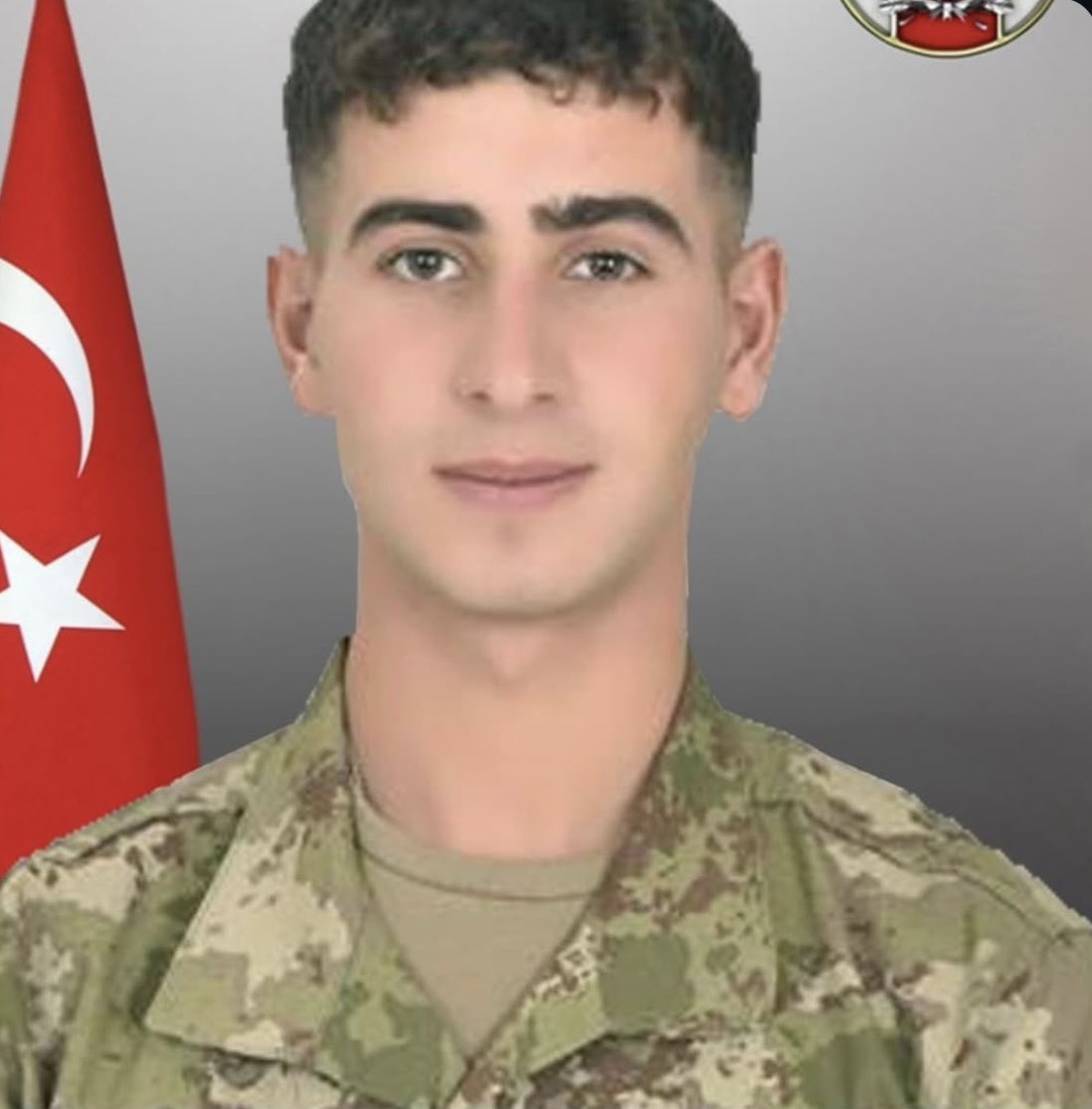 06 Temmuz 2025 tarihinde yapılan arama-tarama faaliyeti yaparken şehit olan aziz kahramanlarımız.

Şehit P.Ütğm : Ege akar
Şehit Müht.Asb.Kd.Çvş:Abdurrahman AKDOĞAN
Şehit P. Söz .Er : Ahmet KUŞAK
Şehit P. Söz .Er  : Özkan ÖZKANLI
Şehit P. Söz .Er : MahsuN YEŞİLDEMİR