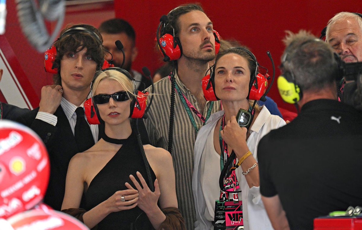 fergusonsfiles's tweet image. rebecca with anya taylor-joy and their husbands at the F1 grand prix today
