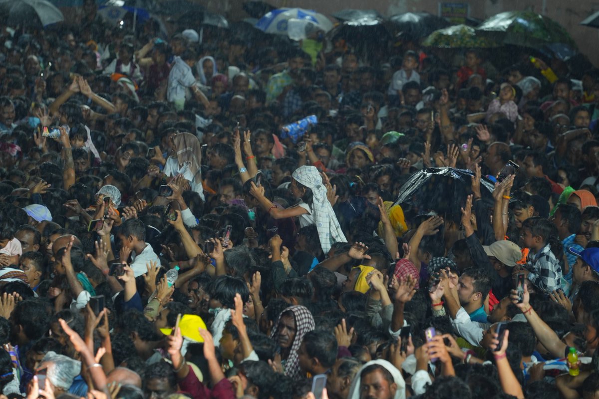 JagannathaDhaam's tweet image. ଭକ୍ତିର ଧାରାରେ ଭିଜୁଛି ଶ୍ରୀକ୍ଷେତ୍ର

#RathaJatra2025 #RathaYatra2025 #ShreeJagannathaDhaam #Sunabesha2025